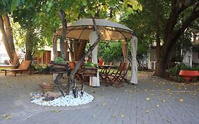De Stallen Guest Villas & Mashie Golf Course